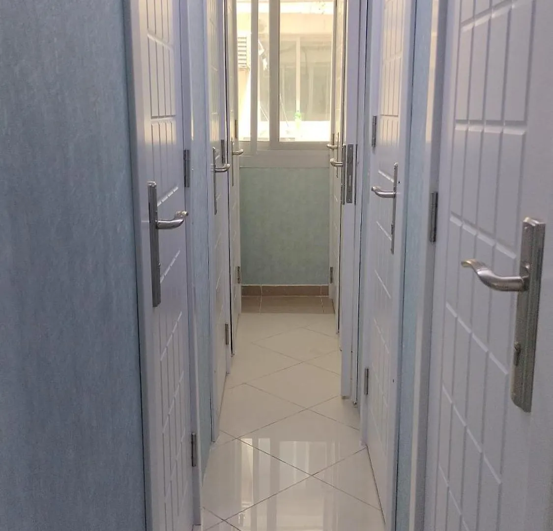 Loft And Full Partition Hostel Room Near Deira Fish Roundabout Metro Dubai
