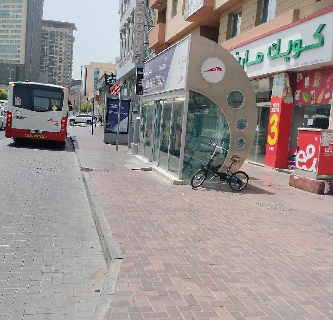 Loft And Full Partition Hostel Room Near Deira Fish Roundabout Metro Dubai United Arab Emirates